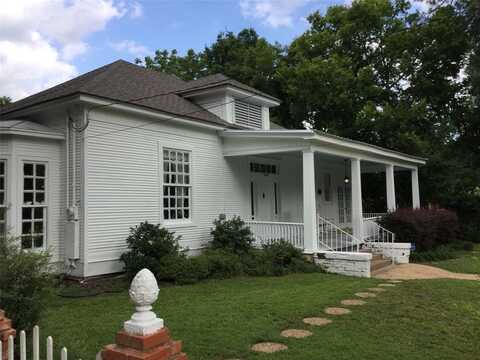 1014 N Sycamore Street, Palestine, TX 75801