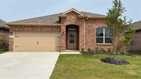 1910 JACKSON Street, Cleburne, TX 76033
