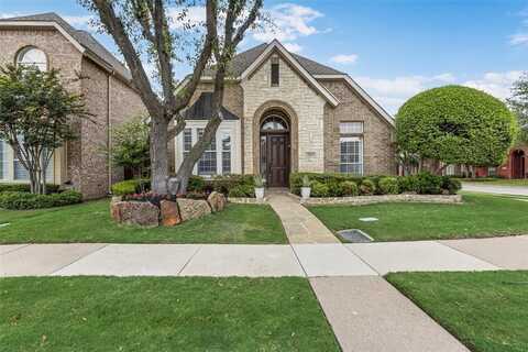 207 Heatherwood Drive, Irving, TX 75063