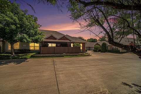 3130 Camellia Rose Drive, Fort Worth, TX 76116
