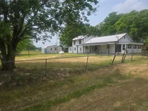2878 Forest Avenue, Farmersville, TX 75442