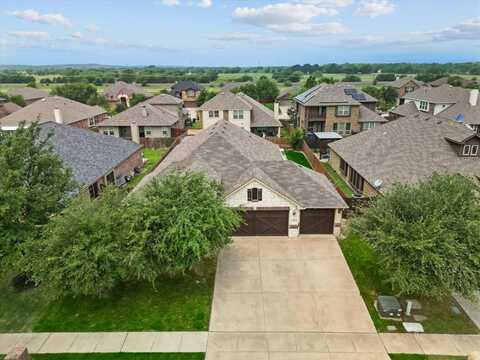 827 Silverthorne Drive, Burleson, TX 76028