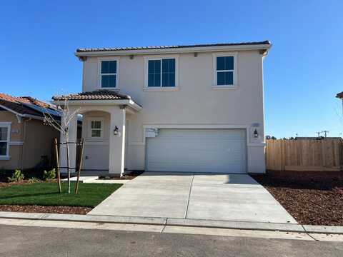1520 Concord Way, Dinuba, CA 93618