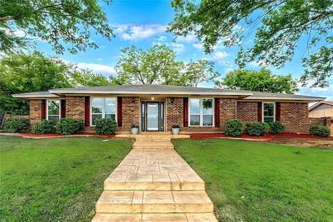 1305 Willow Way, Garland, TX 75043