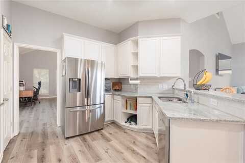 1613 Warm Springs Drive, Allen, TX 75002