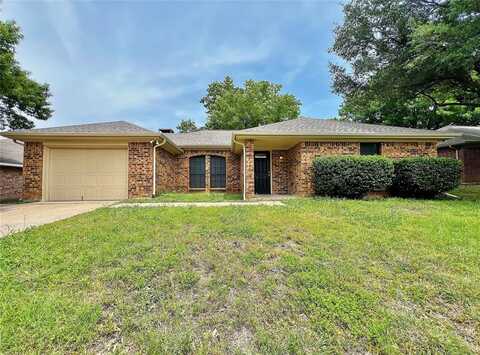 203 Mesa Moor Drive, Glenn Heights, TX 75154