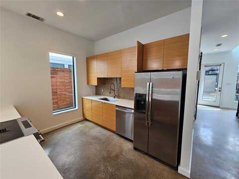 4215 Roseland Avenue, Dallas, TX 75204