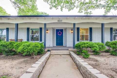 1507 Greenbrier Drive, Sherman, TX 75092