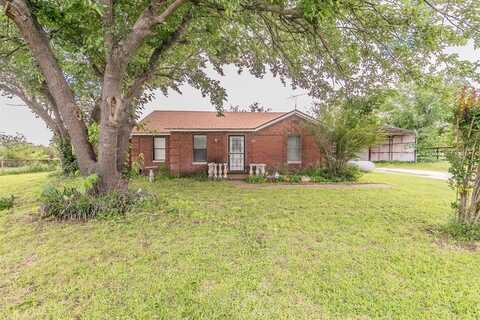 109 Honeysuckle, Paradise, TX 76073