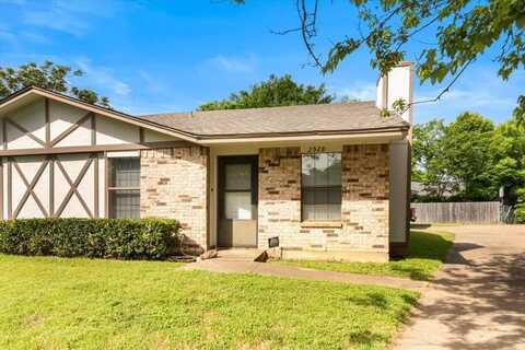 2528 Indigo Lane, Arlington, TX 76015