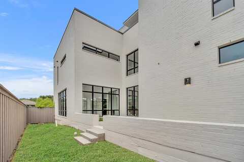 610 N Oak Cliff Boulevard, Dallas, TX 75208