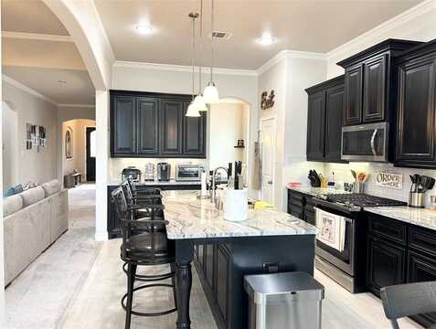8501 Meadow Sweet Lane, Fort Worth, TX 76123