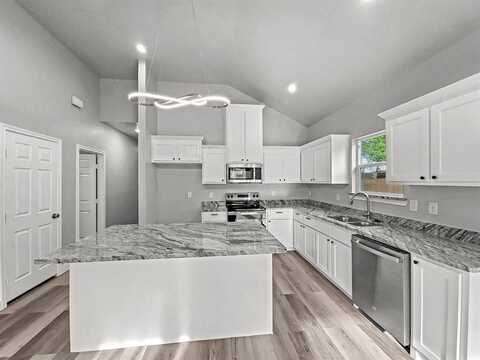 1225 Wesley Street, Greenville, TX 75401