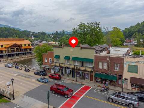 60 Everett Street, Bryson City, NC 28713