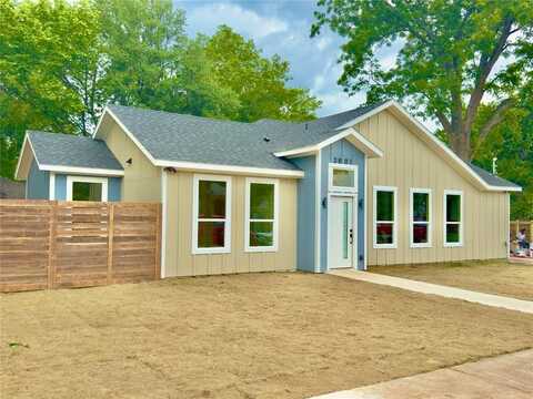 3801 Carpenter Avenue, Dallas, TX 75210
