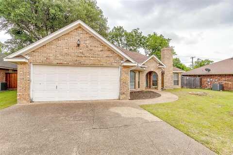 3941 Devonaire Drive, Fort Worth, TX 76008