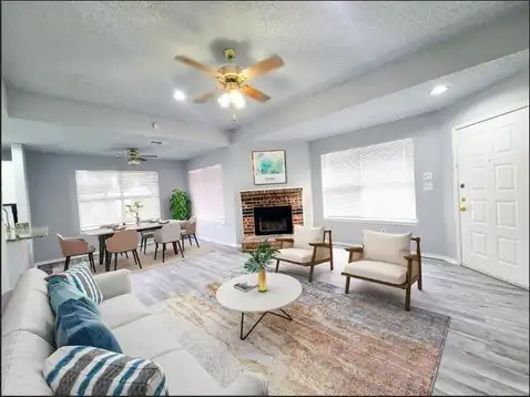 302 W Warrior Trail, Grand Prairie, TX 75052