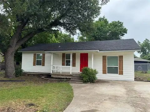 521 Clarice Street, Grand Prairie, TX 75051