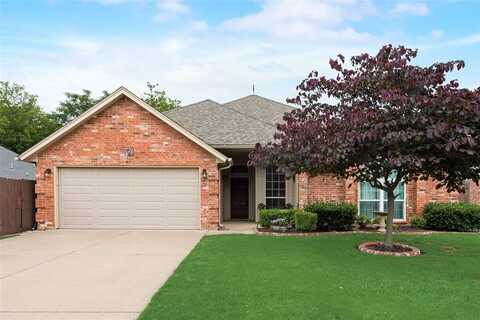 6729 Lucas Lane, North Richland Hills, TX 76182