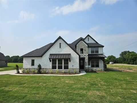 216 Redwood Circle, Trenton, TX 75490