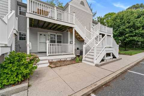 235 London Ct, Egg Harbor Township, NJ 08234