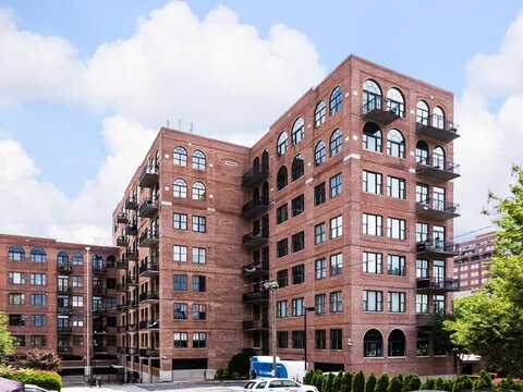3235 Roswell Road NE, Atlanta, GA 30305