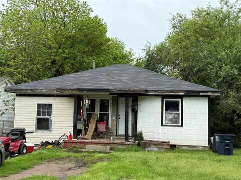 902 S Hitchite Street, Wewoka, OK 74884