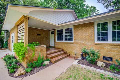 1021 W Apache Street, Norman, OK 73069