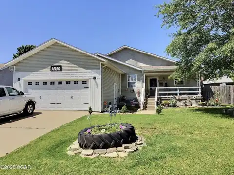 1810 Meadows Drive, Neosho, MO 64850