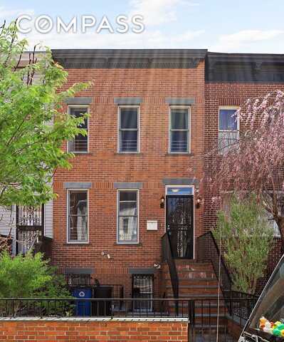 654 Vanderbilt Street, Brooklyn, NY 11218