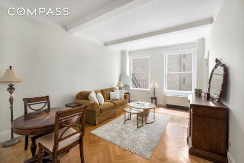 1060 Park Avenue, New York, NY 10128