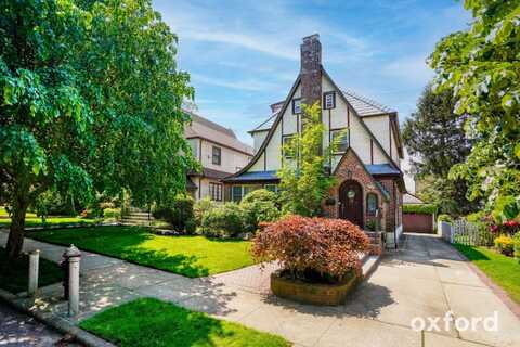 32-20 167th Street, Queens, NY 11358