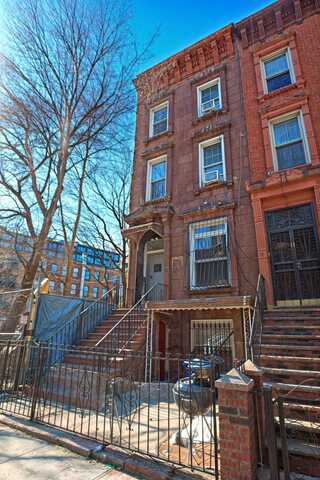 14 Spencer Pl, Brooklyn, NY 11216