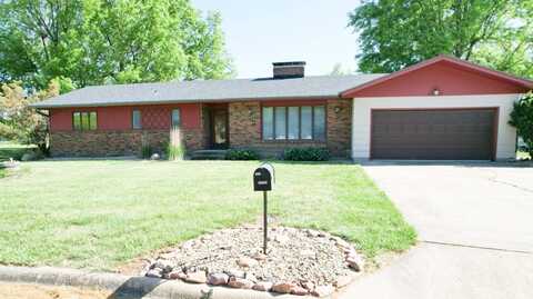 373 Parkview Dr, Sabetha, KS 66534