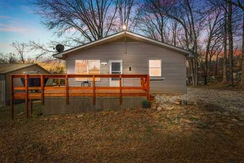 9123 Mohican Dr, French Village, MO 63036