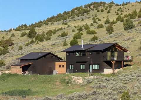94 Rock Castle Road, Manhattan, MT 59741