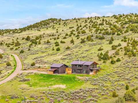 94 Rock Castle Road, Manhattan, MT 59741
