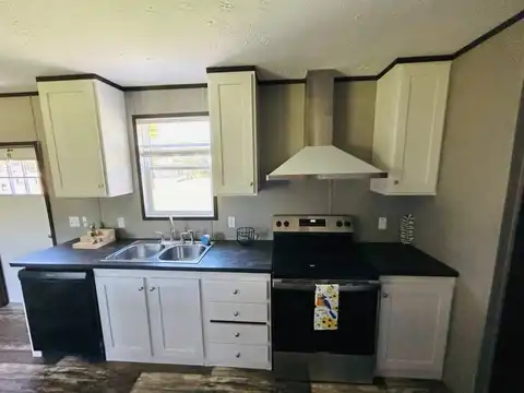 220 Autumn Ln, Jasper, AL 35504