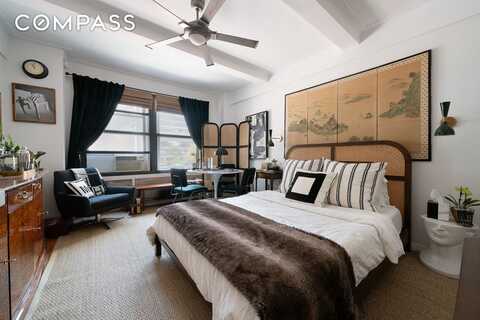433 West 34th Street, New York, NY 10001