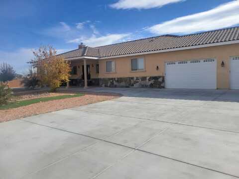 3110 W Avenue M15, Lancaster, CA 93536