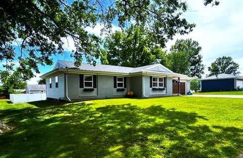 1712 Hillcrest, Trenton, MO 64683
