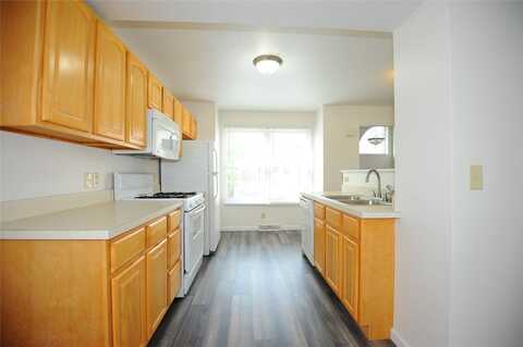 4140 WOOD HILLS Drive, Erie, PA 16510