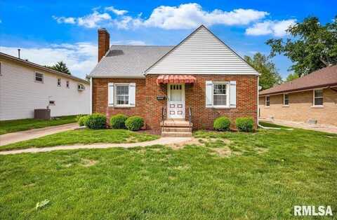 2309 W MANOR Parkway, West Peoria, IL 61604