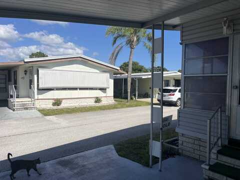 3390 Gandy Blvd, Saint Petersburg, FL 33702