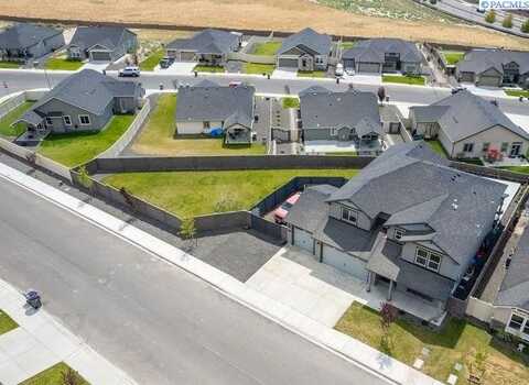 6891 W 25th, Kennewick, WA 99338