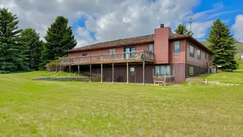1204 3rd Ave NE, Bowman, ND 58623