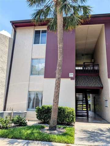 3840 N LAKE DRIVE, TAMPA, FL 33614