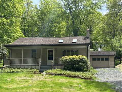 157 Hollow Road, East Stroudsburg, PA 18302