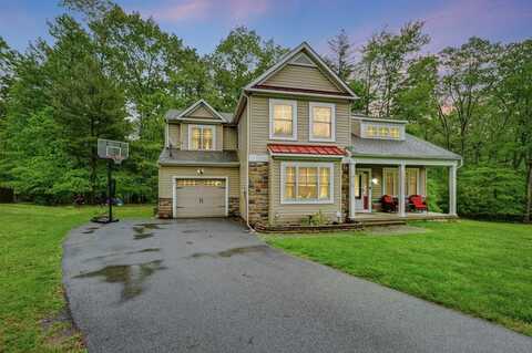 512 Cornerstone Way, East Stroudsburg, PA 18301