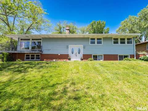 9 WILMAR Terrace, East Peoria, IL 61611